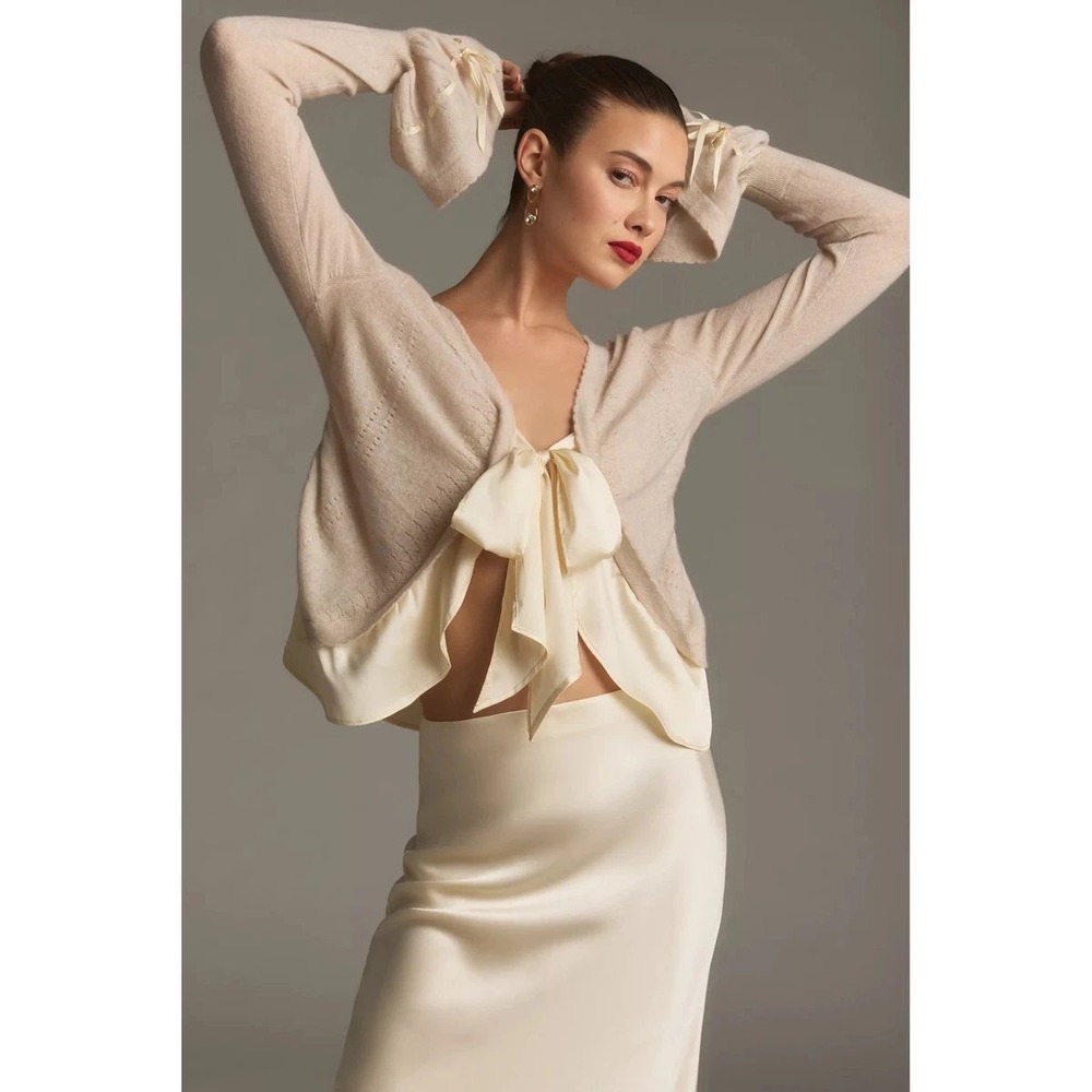 Anthropologie Mixed Media Ruffled Cashmere Sweater
Size: Large
